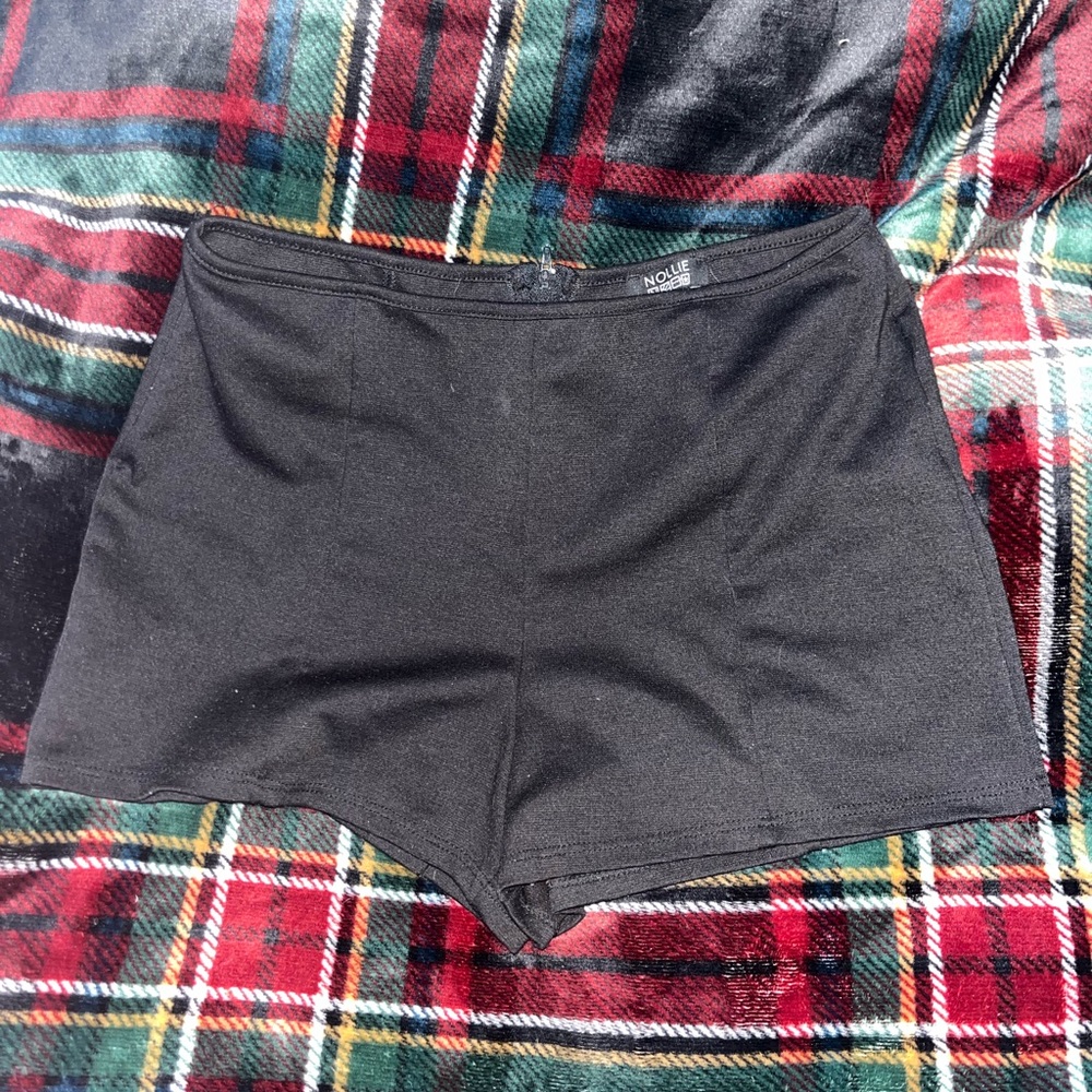 Nollie Shorts